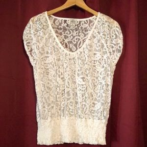 Ariat white lace top. Sz L. Banded bottom
